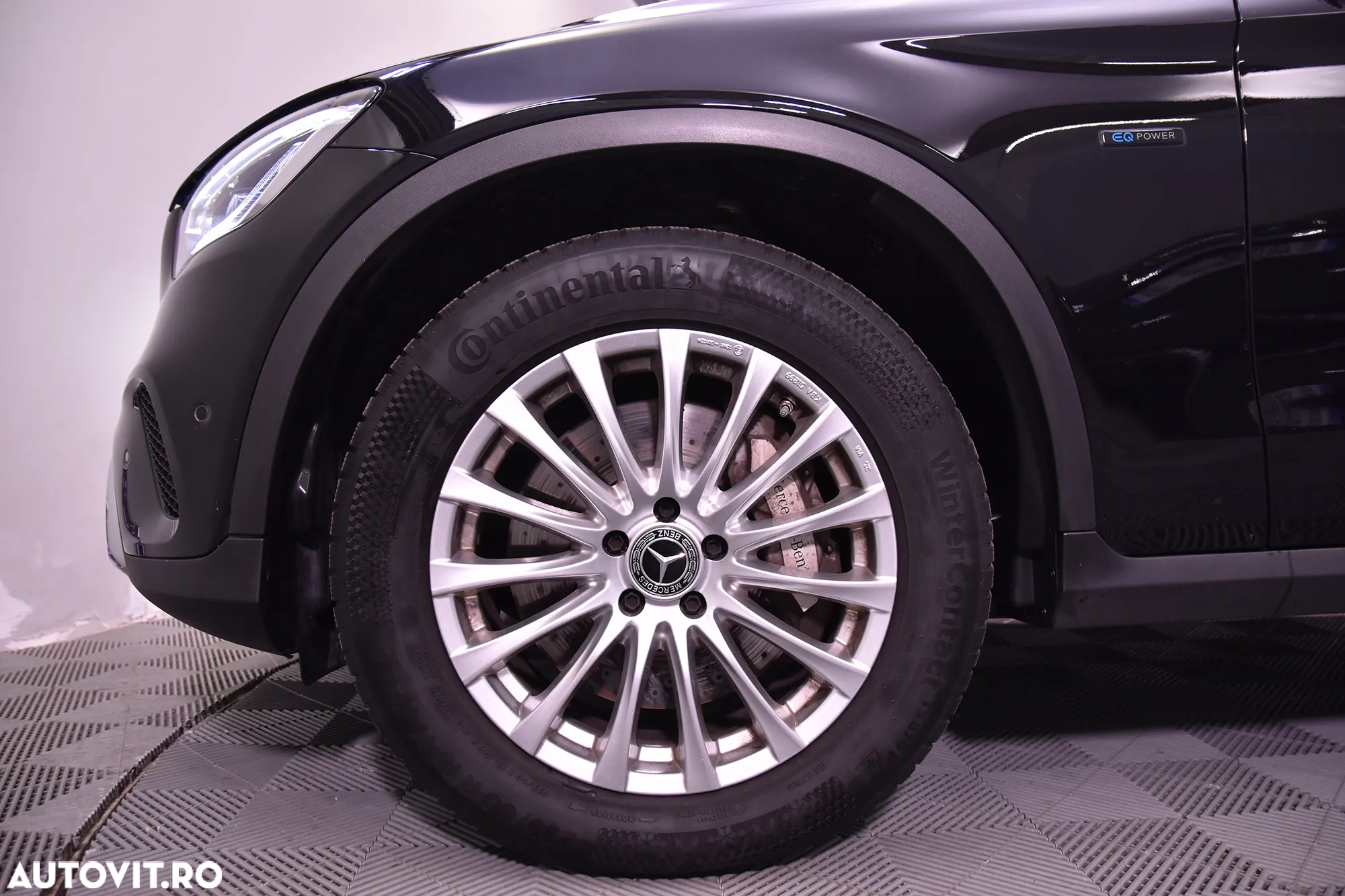 Mercedes-Benz GLC 300 e 4MATIC - 14