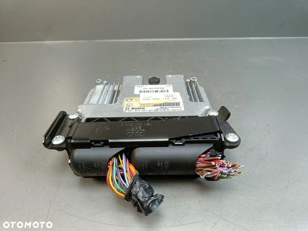 Sterownik silnika 2.0 TDI Audi Q5 8R ECU 03L906018DN - 2