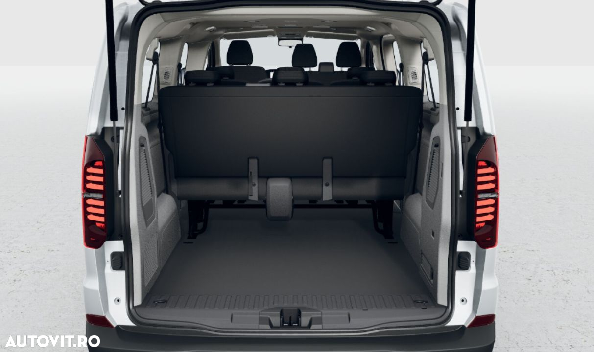 Volkswagen Caravelle - 7