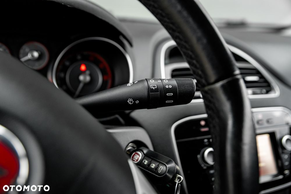 Fiat Punto 1.4 Easy S&S - 32