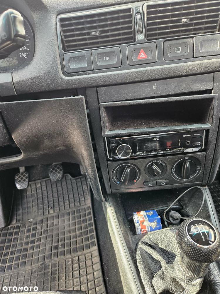 Volkswagen Golf 1.9 TDI Basis - 5