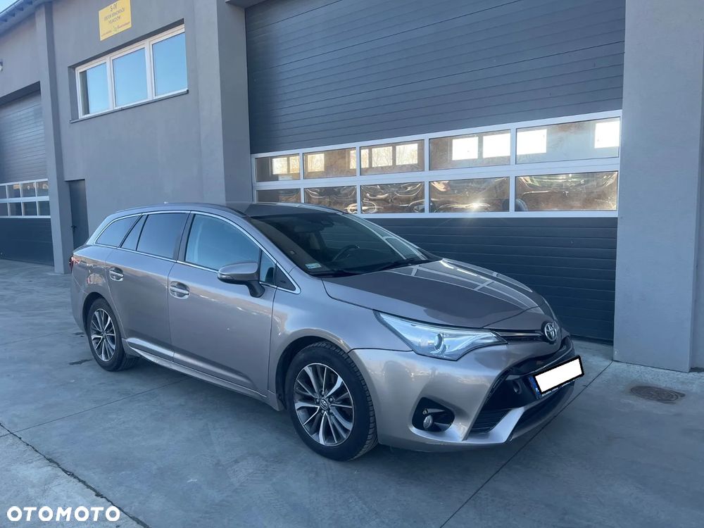 Toyota Avensis 2.0 D-4D Active Business - 1
