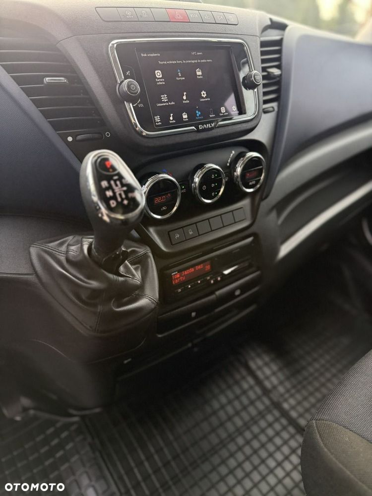 Iveco Daily 35S21 - 17