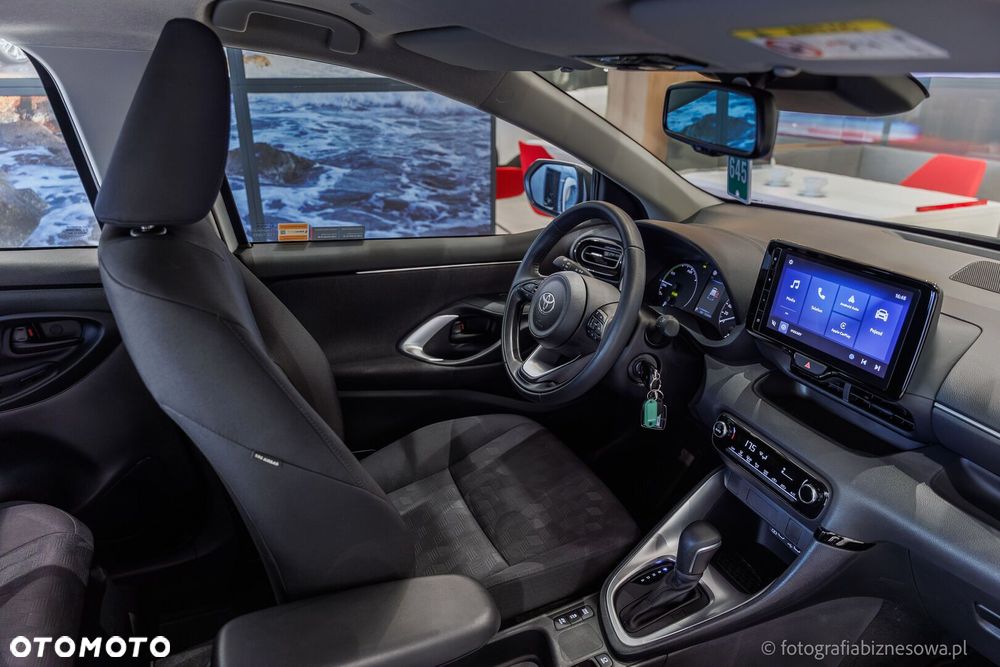 Toyota Yaris - 18