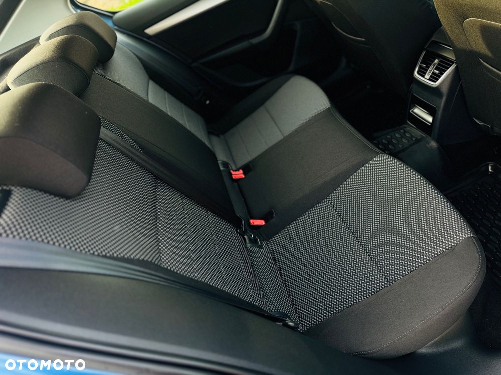 Skoda Octavia 1.6 TDI DPF Ambiente - 12
