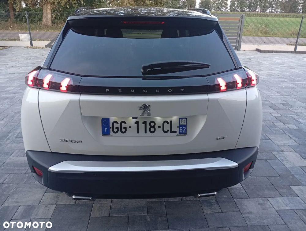 Peugeot 2008 - 10