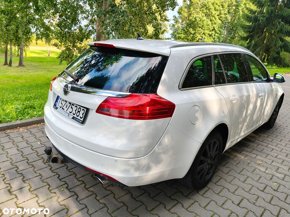 Opel Insignia 2.0 T SportsTourer 4x4 ecoFLEX Start/Stop Design Edition - 5