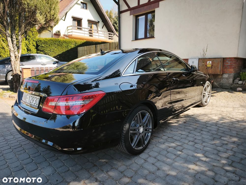 Mercedes-Benz Klasa E 200 CGI BlueEffICIENCY - 6