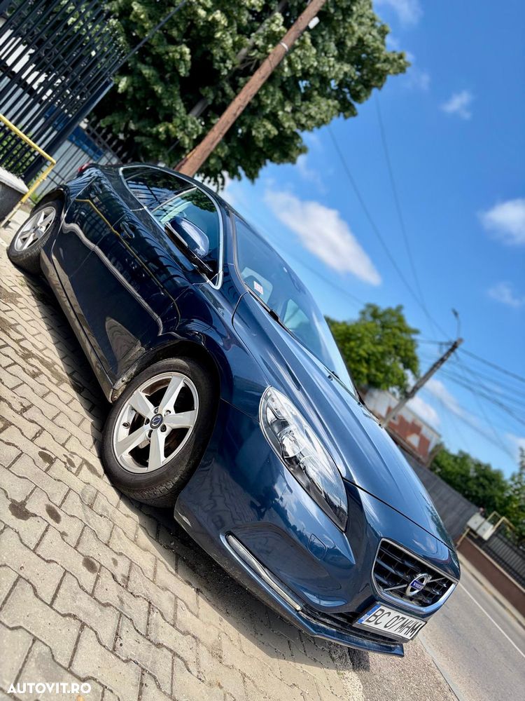 Volvo V40 D4 VEA R-Design - 2