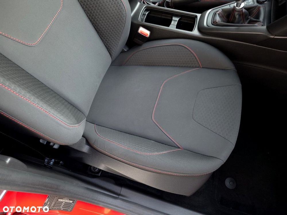 Ford Focus 2.0 TDCi Titanium ASS - 9
