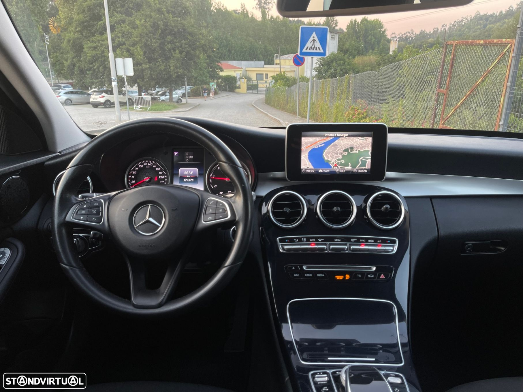 Mercedes-Benz C 200 d Avantgarde Aut. - 33