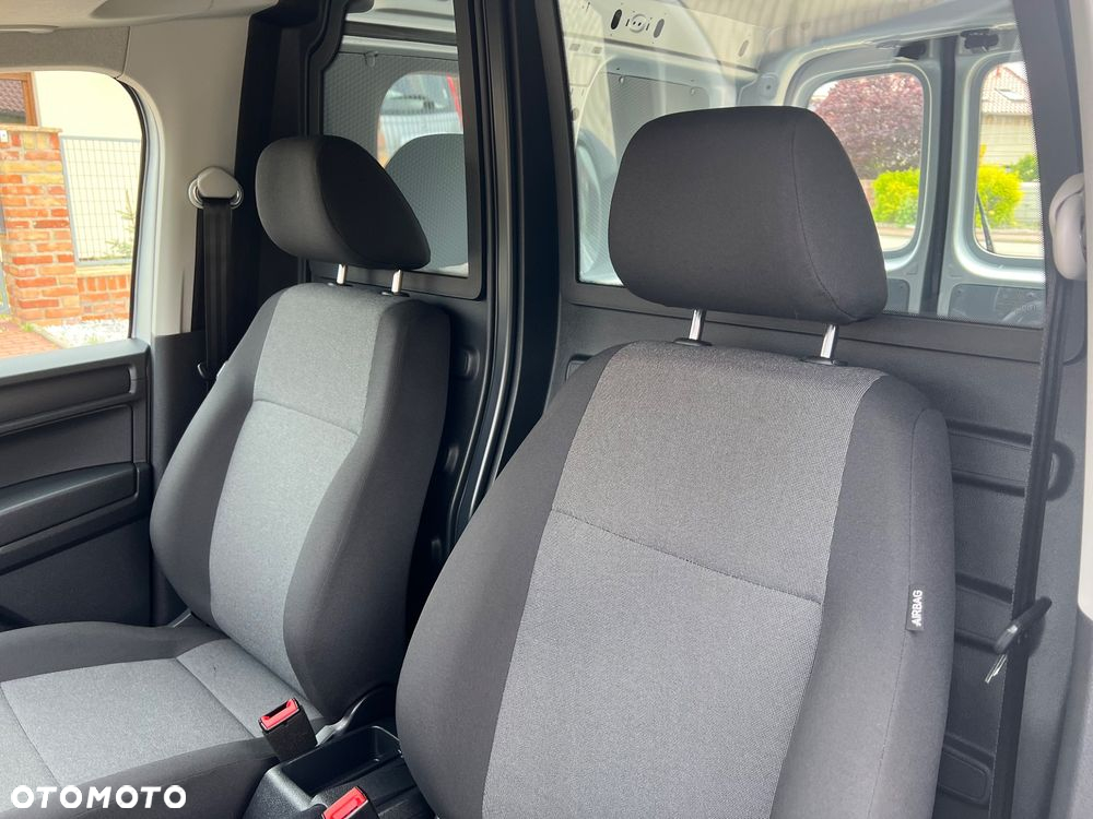 Volkswagen Caddy 2.0 TDI Comfortline - 27