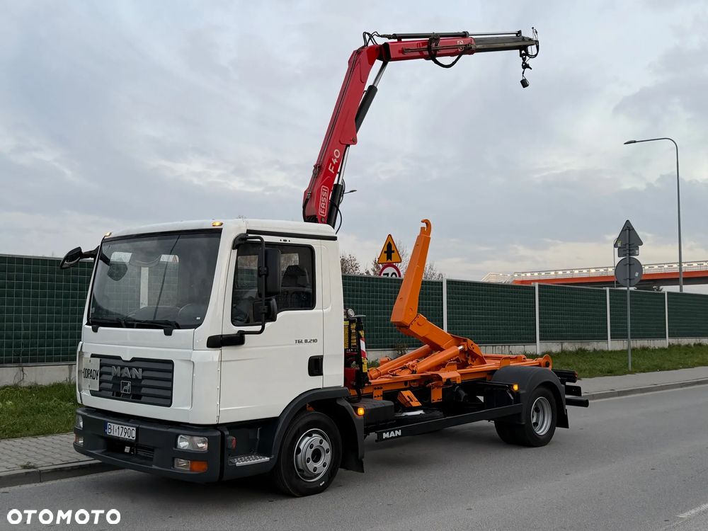 MAN TGL 8.180 // Hakowiec + HDS FASSI F40 // - 13