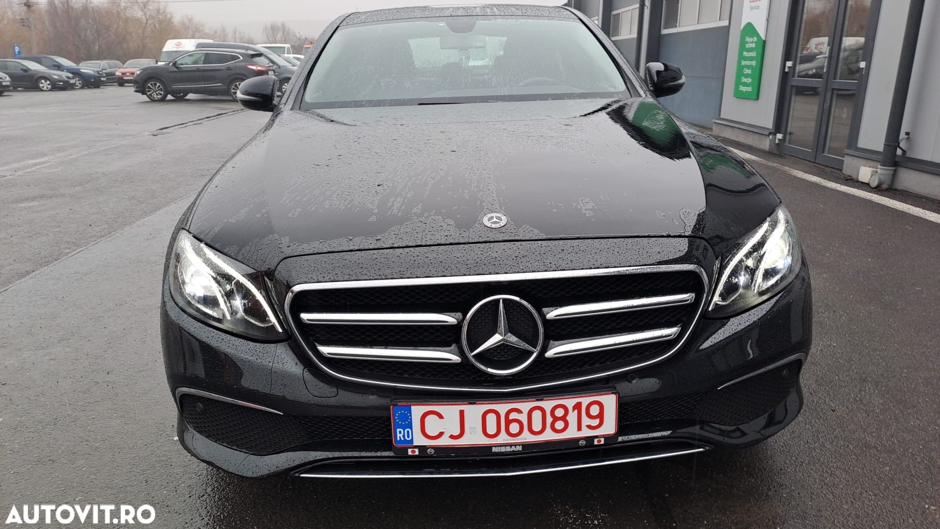 Mercedes-Benz E 220 d 9G-TRONIC - 1