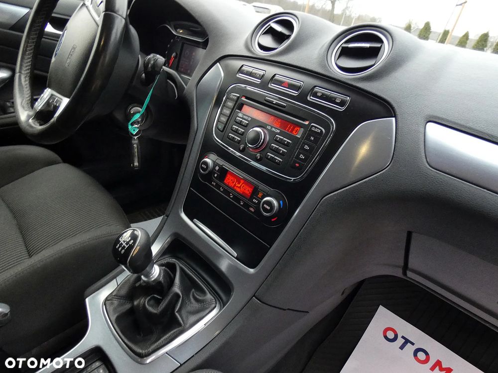 Ford Mondeo SW 1.6 T Platinium X Plus (Trend) - 11