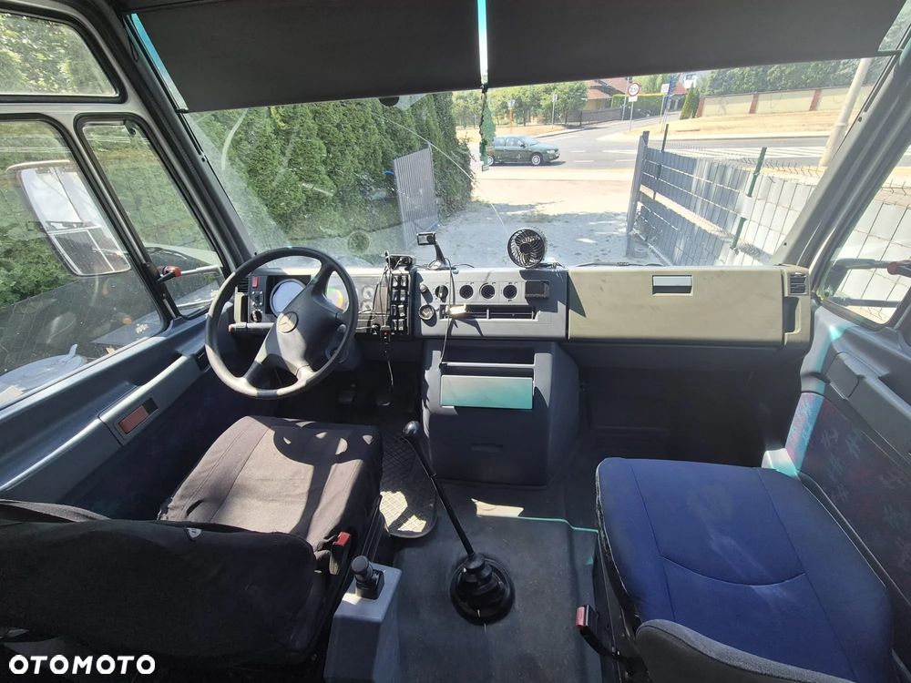 Mercedes-Benz VARIO 815D - 37