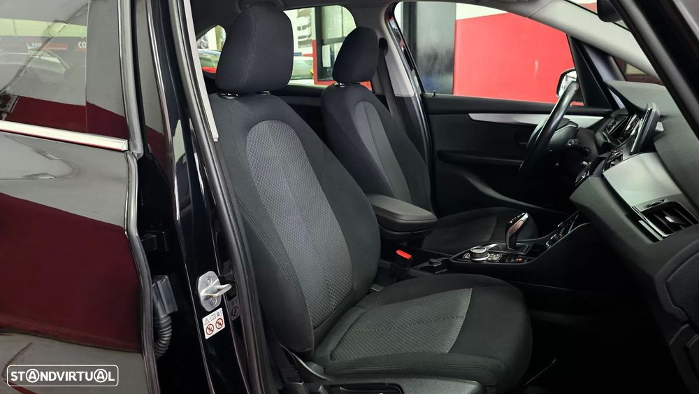 BMW 216 Active Tourer d Advantage Auto - 58