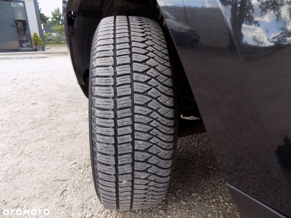 Jeep Grand Cherokee - 19