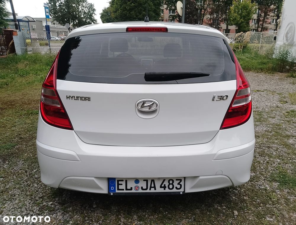 Hyundai i30 i30cw 1.4 Comfort - 14