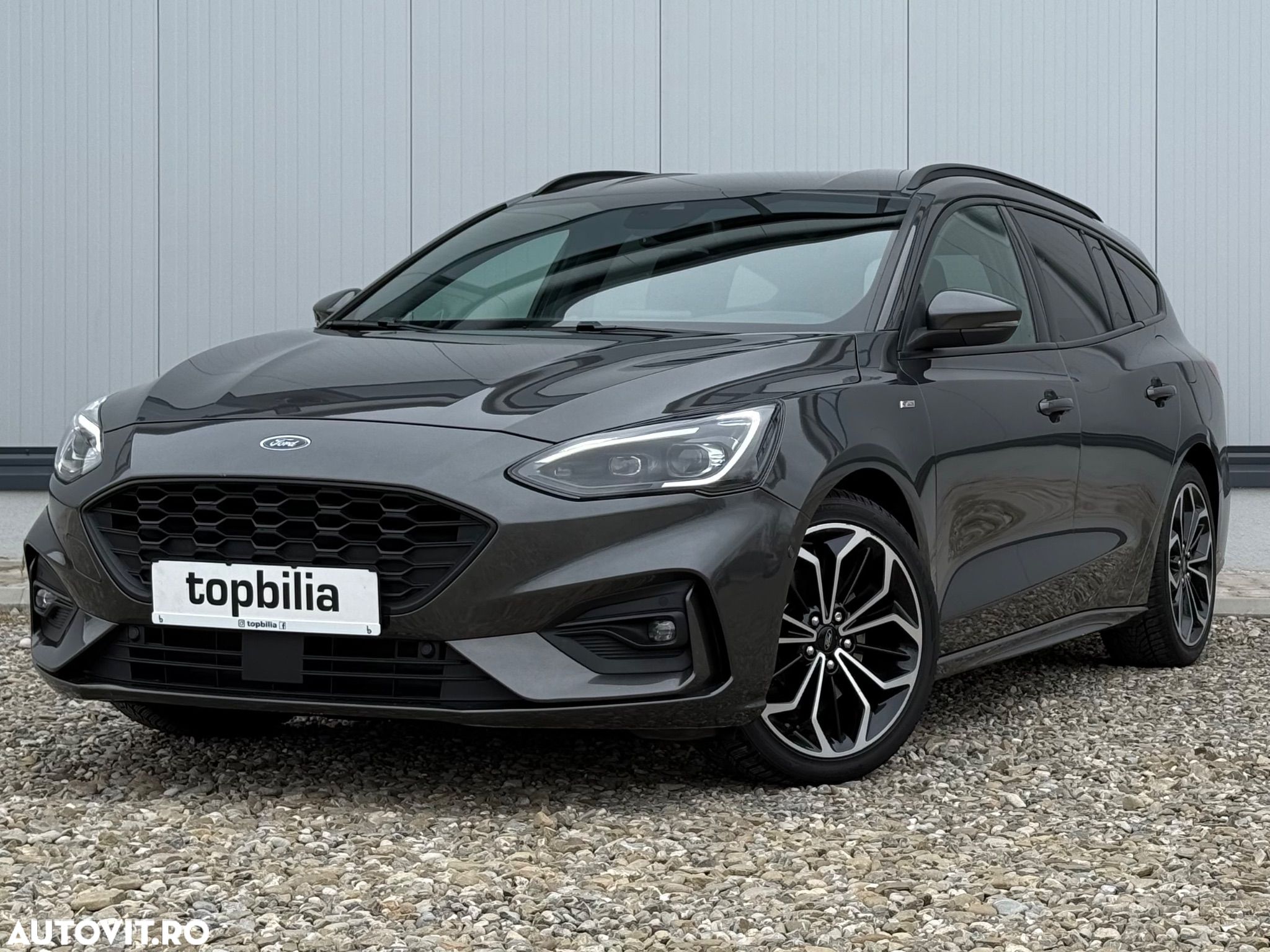 Ford Focus Turnier 1.5 EcoBlue Start-Stopp-System Aut. ST-LINE - 1
