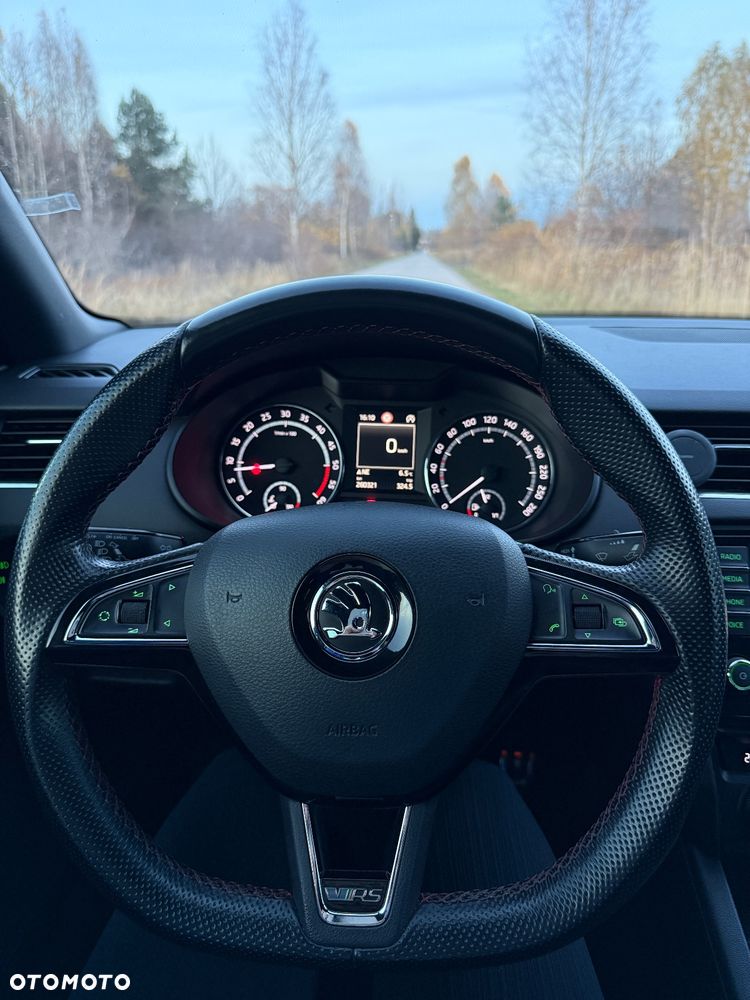 Skoda Octavia 2.0 TDI RS - 15