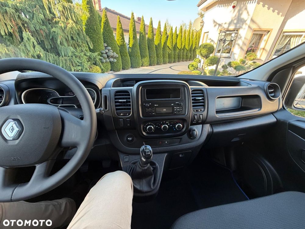 Renault Trafic - 18