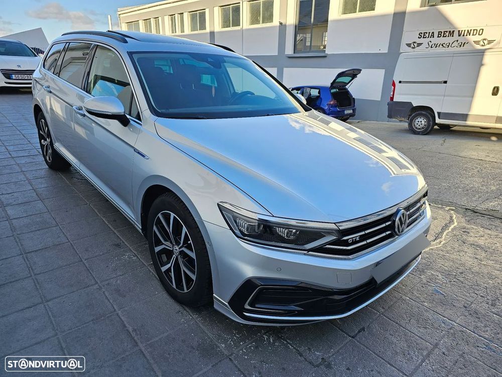 VW Passat Variant - 1