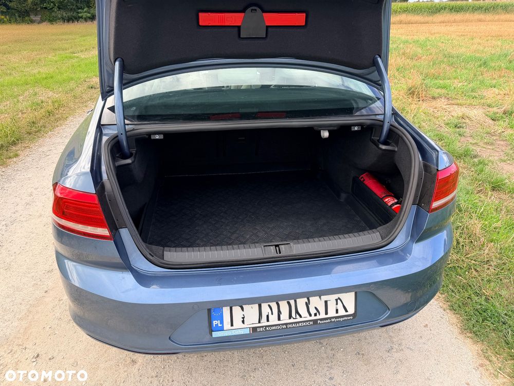 Volkswagen Passat 1.4 TSI BMT ACT Comfortline - 5