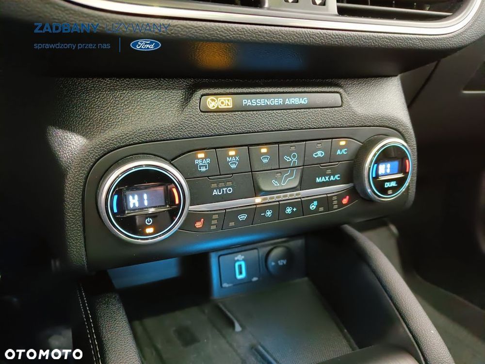 Ford Focus SW 2.0 EcoBlue S&S TITANIUM X - 23