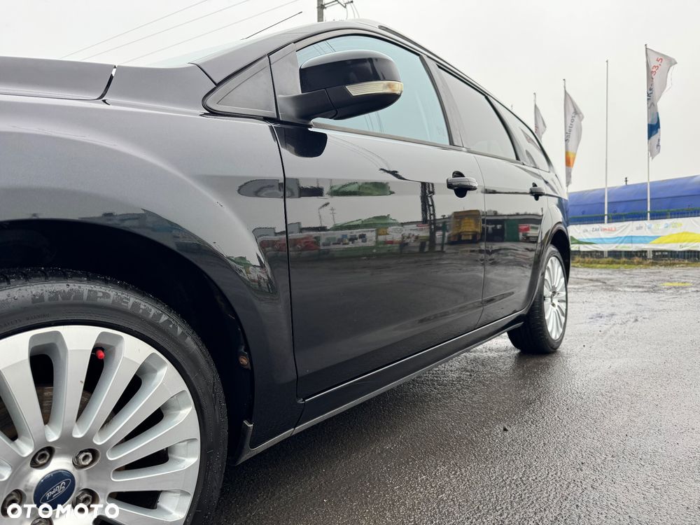 Ford Focus 1.6 TDCi DPF Titanium - 11