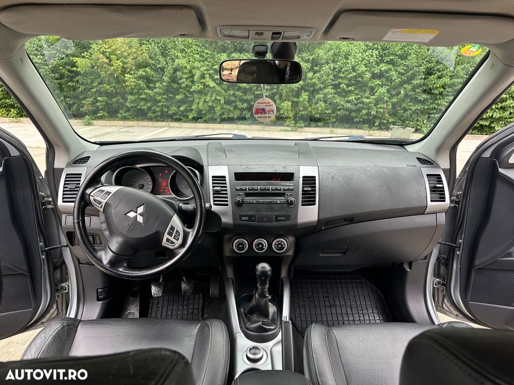 Mitsubishi Outlander 2.2 DI-D 2WD Invite - 5