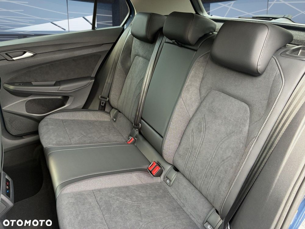Volkswagen Golf - 7