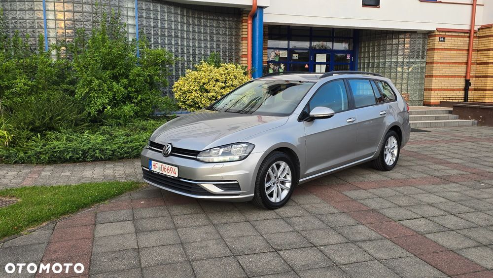Volkswagen Golf - 36