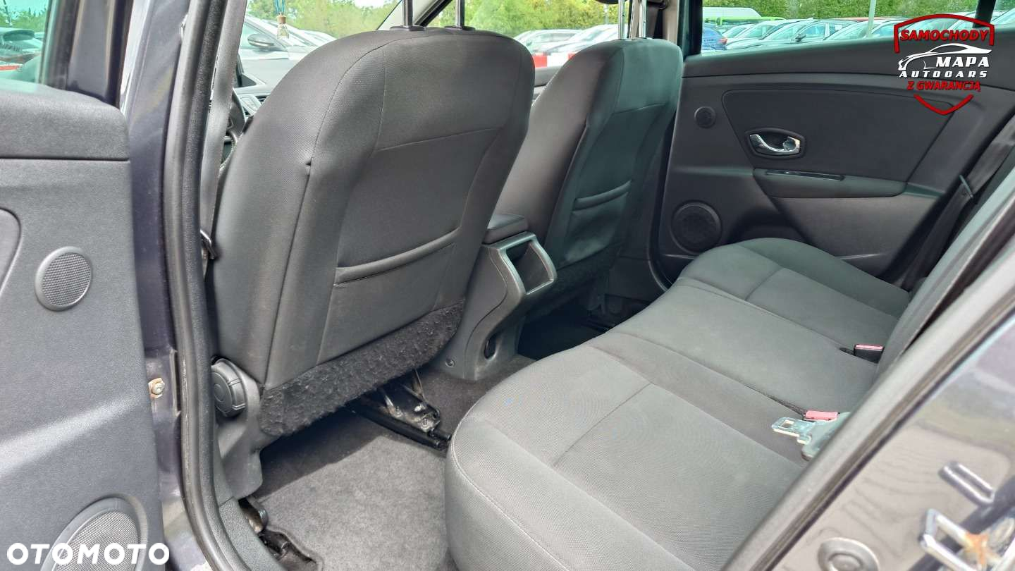 Renault Megane - 8