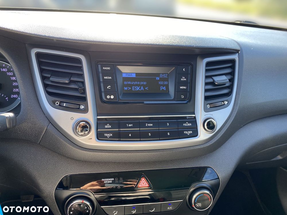 Hyundai Tucson 1.6 GDI BlueDrive Comfort 2WD - 20