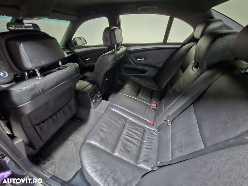 BMW Seria 5 520d - 7