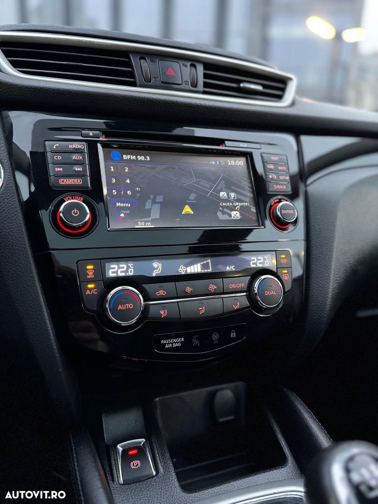 Nissan Qashqai 1.6 DCI TEKNA - 13