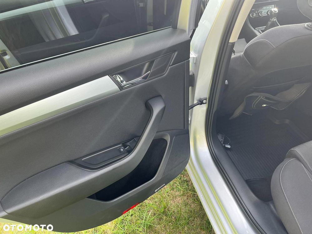 Skoda Superb 1.5 TSI ACT Ambition - 16