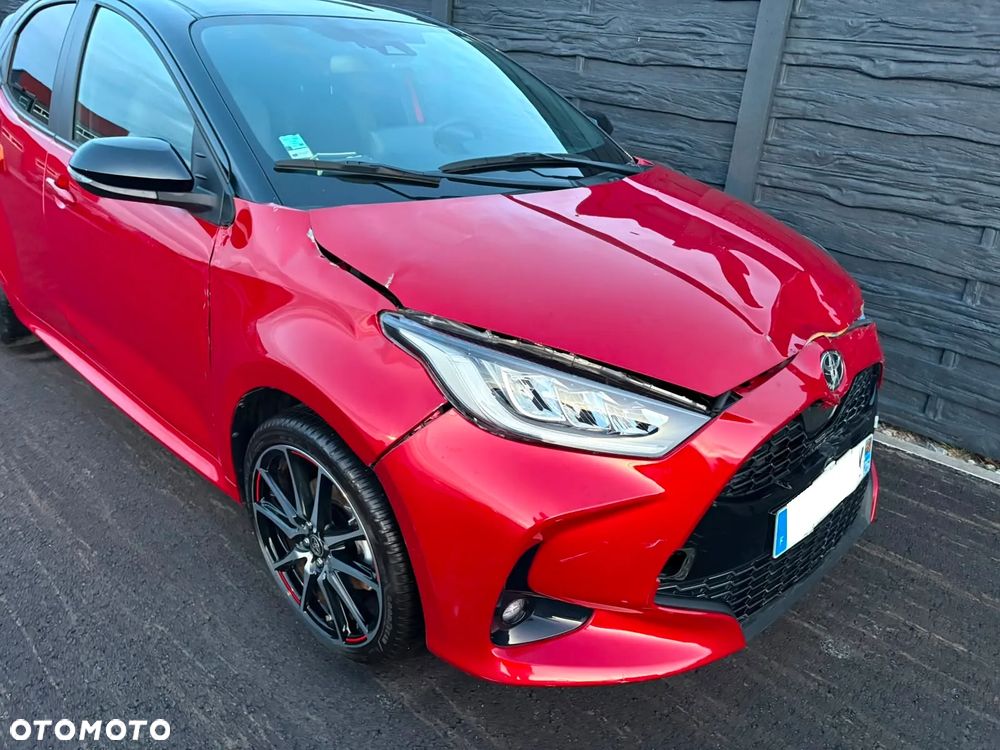 Toyota Yaris 1.5 VVT-i GR SPORT - 25