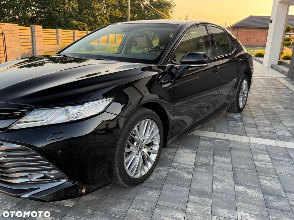 Toyota Camry 2.5 Hybrid Executive CVT - 4