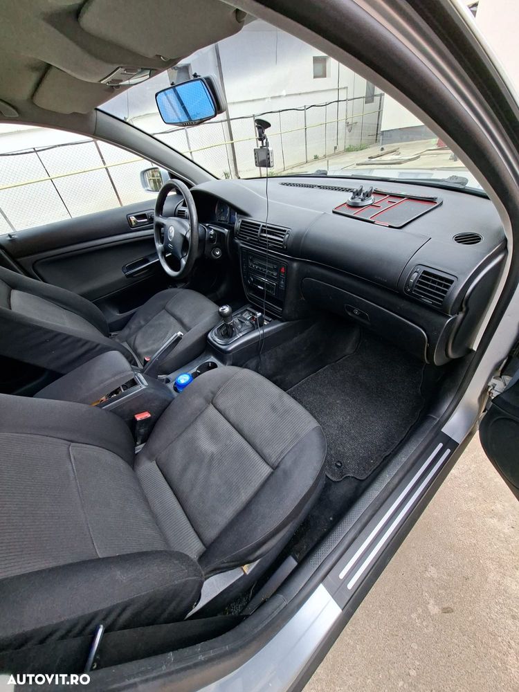 Volkswagen Passat 1.6 Family - 3