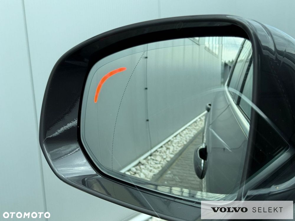 Volvo XC 90 - 34