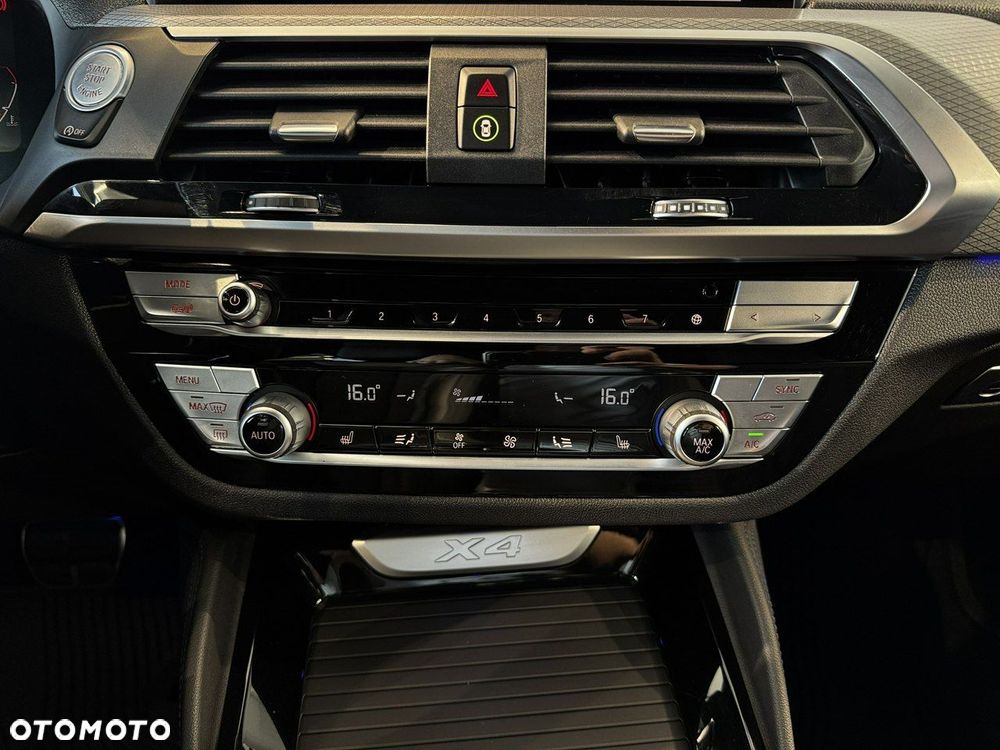 BMW X4 - 26