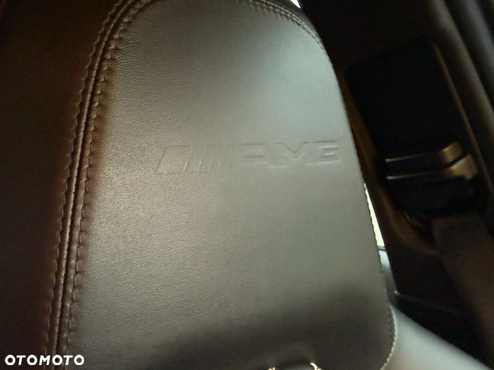 Mercedes-Benz Klasa C 63 AMG 7G-TRONIC - 17