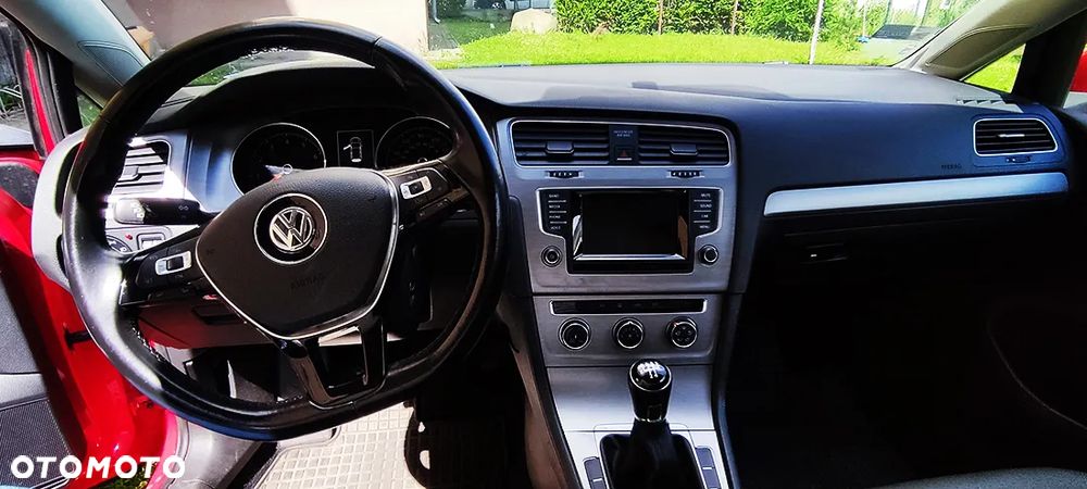 Volkswagen Golf - 9
