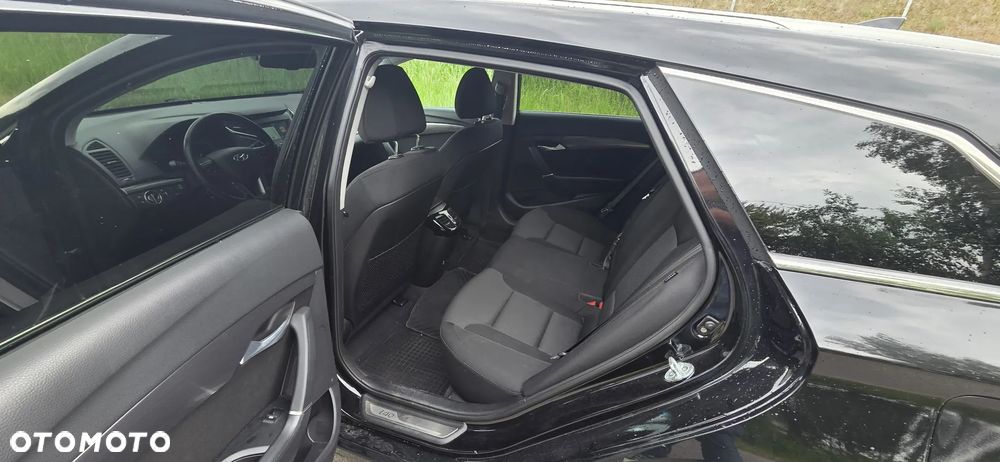 Hyundai i40 1.7 CRDi Style DCT - 10