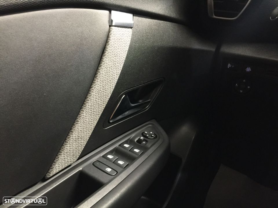 Citroën C4 1.2 PureTech Feel Pack - 42