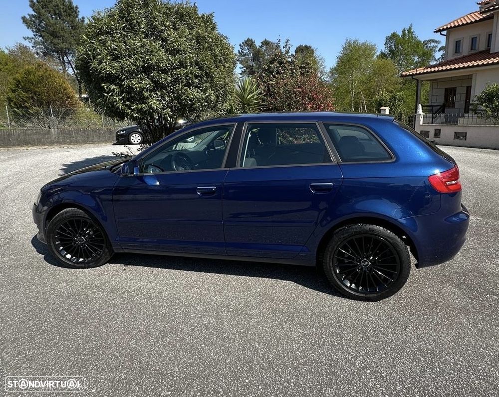 Audi A3 Sportback 1.6 TDI Ambiente - 3