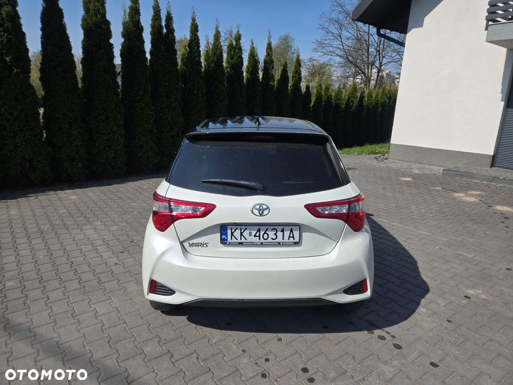 Toyota Yaris 1.5 Premium - 7