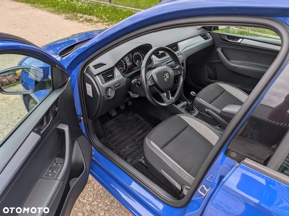 Skoda RAPID Spb 1.6 TDI DPF Ambition - 17